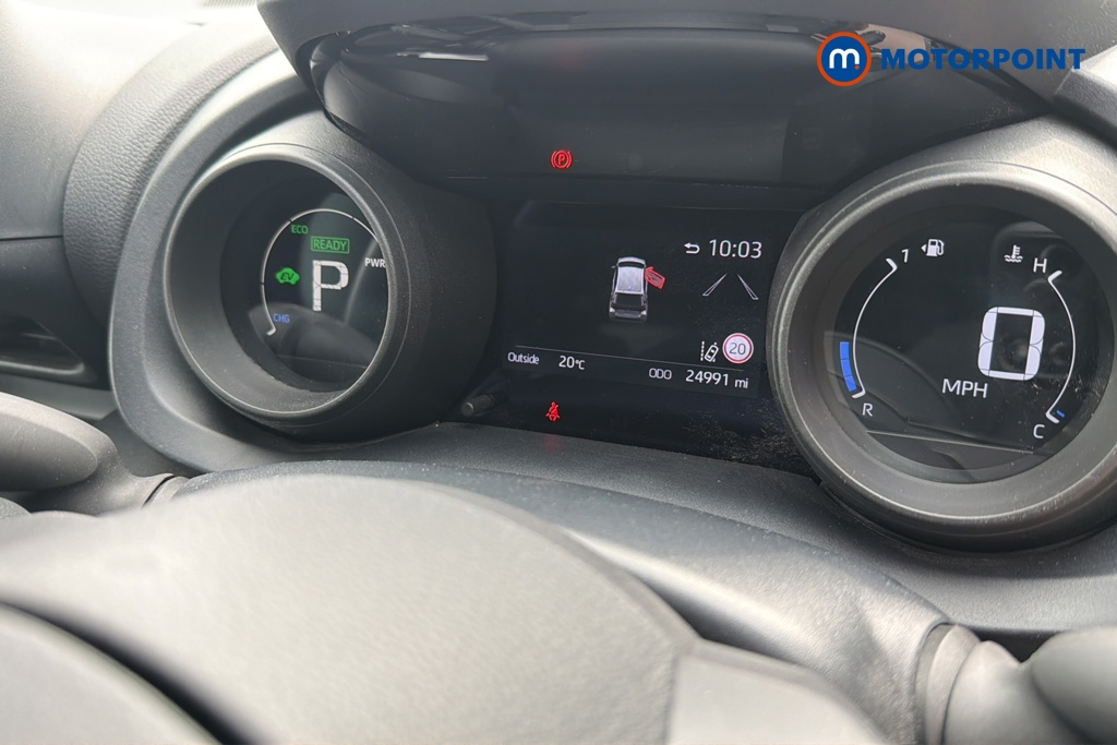 Toyota Yaris Design Automatic Petrol-Electric Hybrid Hatchback - Stock Number (1646840) - 7th supplementary image