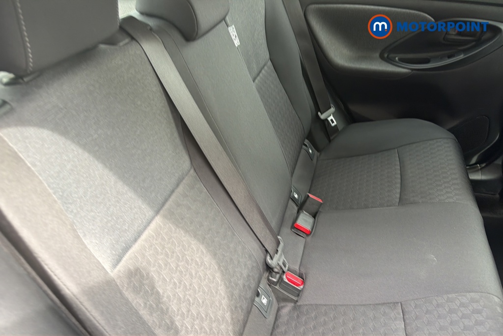 Toyota Yaris Design Automatic Petrol-Electric Hybrid Hatchback - Stock Number (1646840) - 25th supplementary image