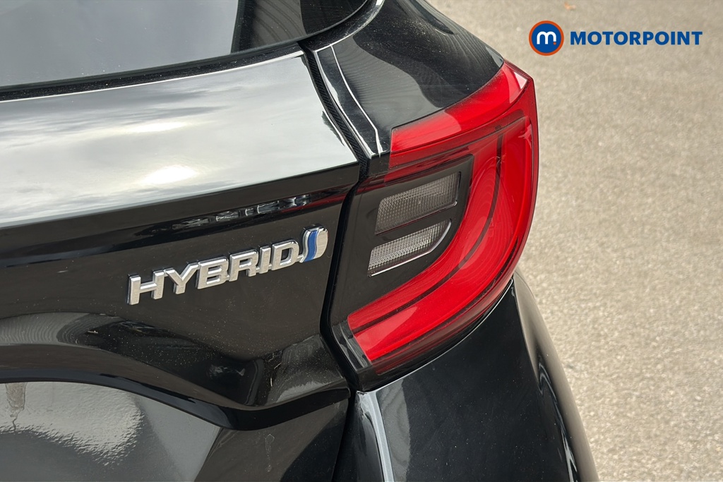 Toyota Yaris Design Automatic Petrol-Electric Hybrid Hatchback - Stock Number (1646840) - 36th supplementary image