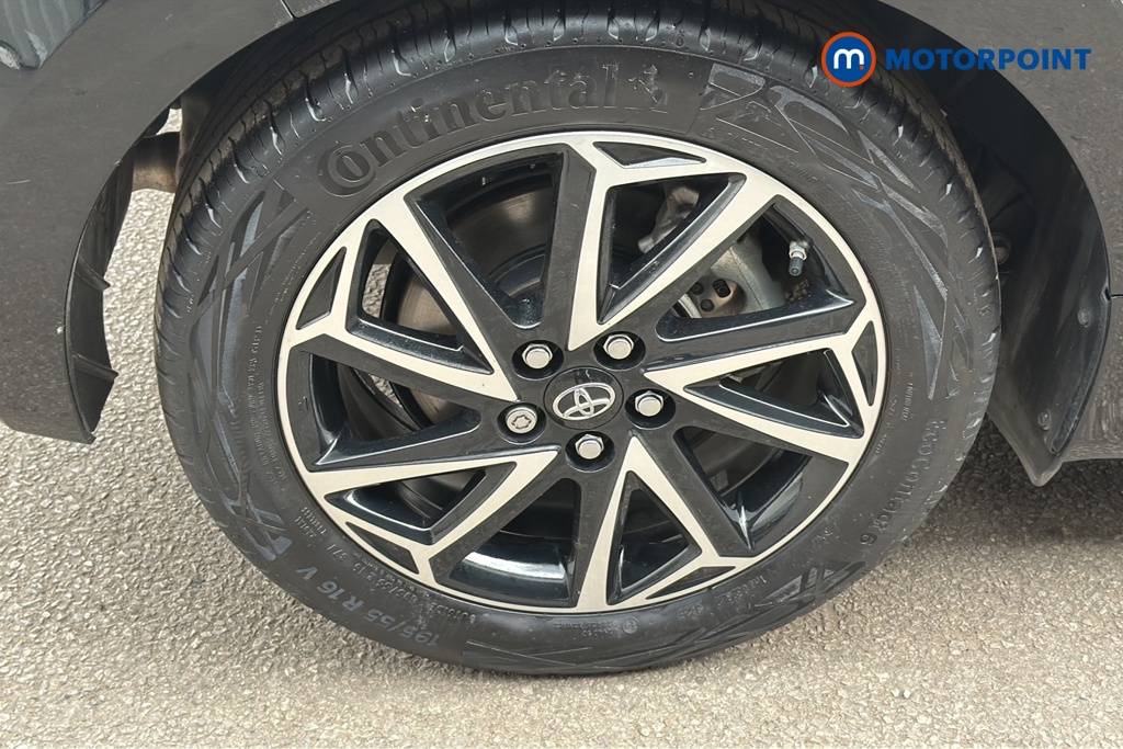 Toyota Yaris Design Automatic Petrol-Electric Hybrid Hatchback - Stock Number (1646840) - 46th supplementary image