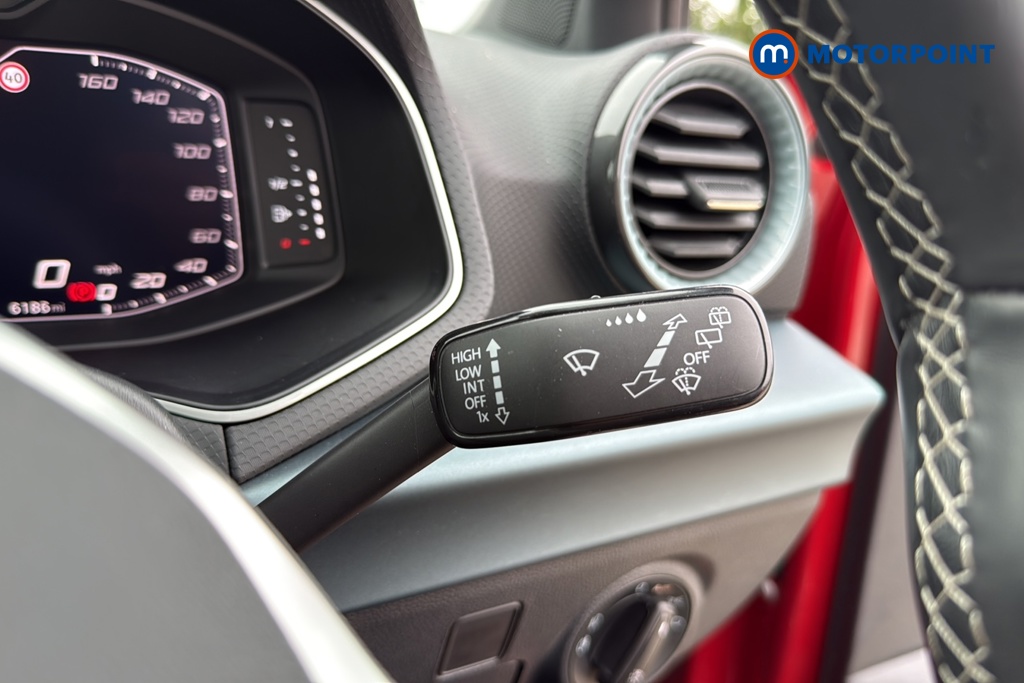 Seat Arona Xperience Lux Manual Petrol SUV - Stock Number (1646947) - 6th supplementary image