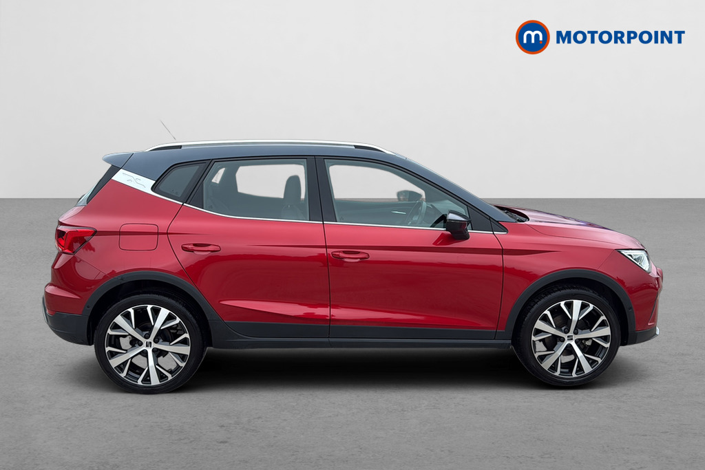 Seat Arona Xperience Lux Manual Petrol SUV - Stock Number (1646947) - Passenger side