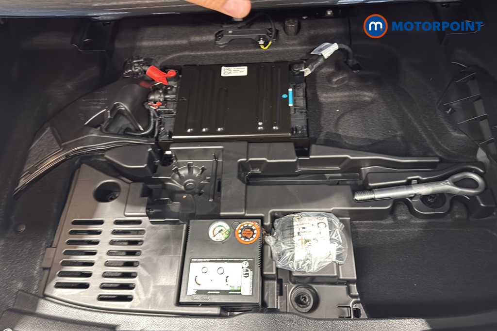 Mercedes-Benz A Class Amg Line Automatic Petrol Hatchback - Stock Number (1647006) - 33rd supplementary image