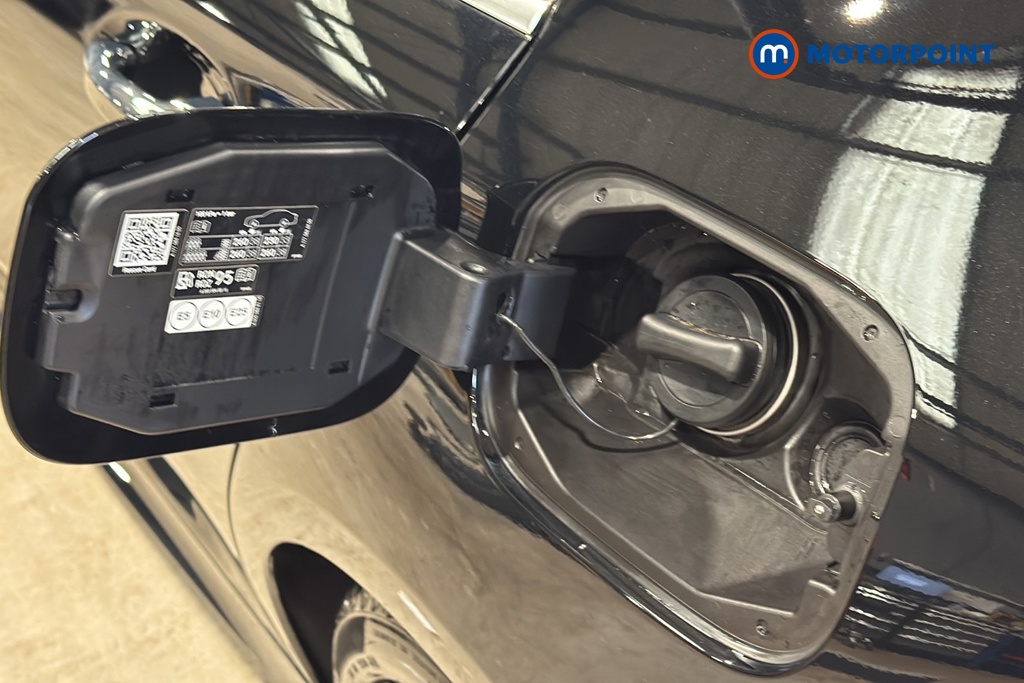 Mercedes-Benz A Class Amg Line Automatic Petrol Hatchback - Stock Number (1647006) - 41st supplementary image