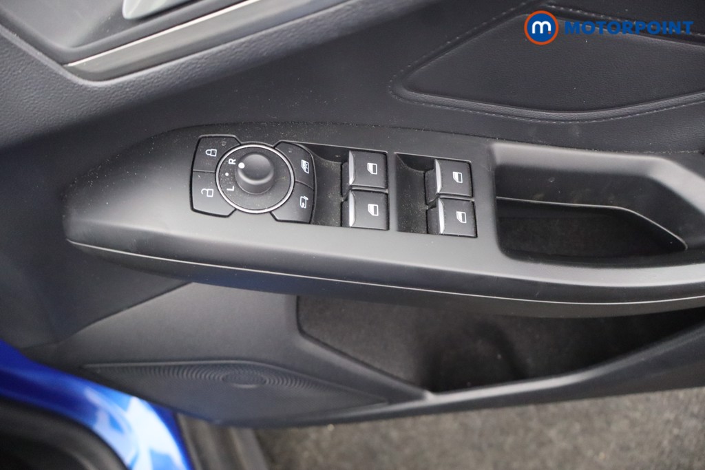 Ford Focus Titanium Edition Manual Petrol Hatchback - Stock Number (1647317) - 16th supplementary image