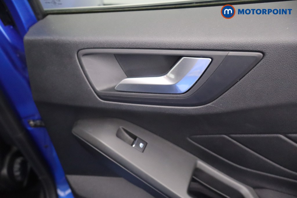 Ford Focus Titanium Edition Manual Petrol Hatchback - Stock Number (1647317) - 20th supplementary image
