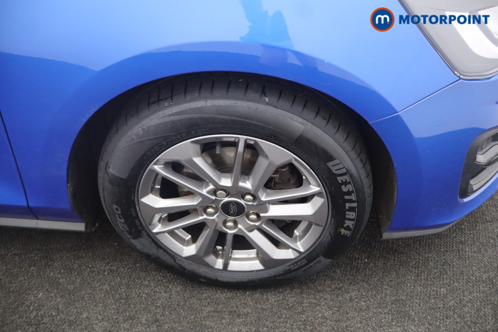 Ford Focus Titanium Edition Manual Petrol Hatchback - Stock Number (1647317) - 33rd supplementary image