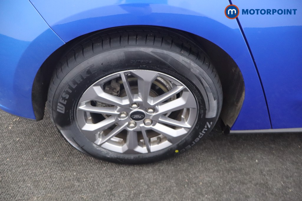 Ford Focus Titanium Edition Manual Petrol Hatchback - Stock Number (1647317) - 35th supplementary image