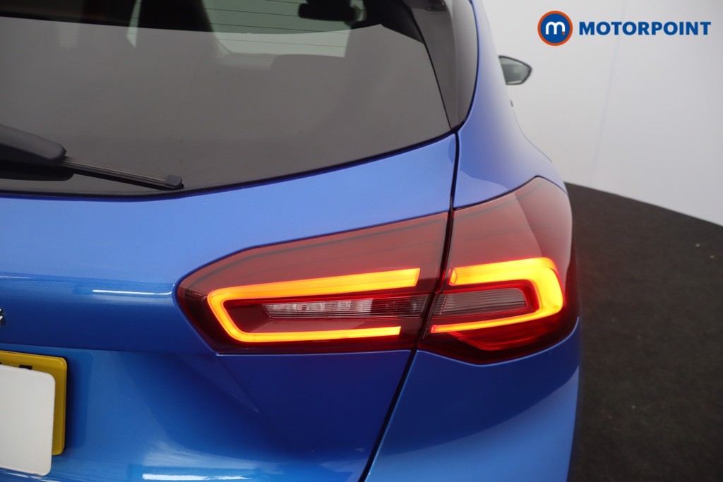Ford Focus Titanium Edition Manual Petrol Hatchback - Stock Number (1647317) - 36th supplementary image
