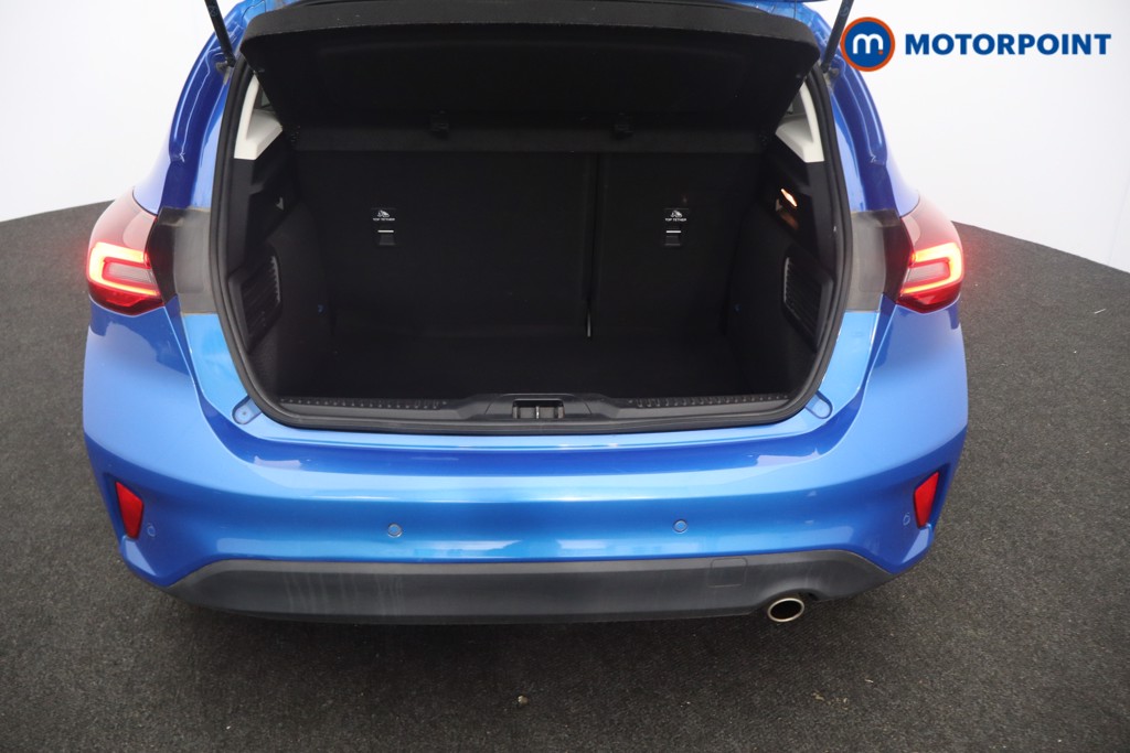 Ford Focus Titanium Edition Manual Petrol Hatchback - Stock Number (1647317) - 39th supplementary image