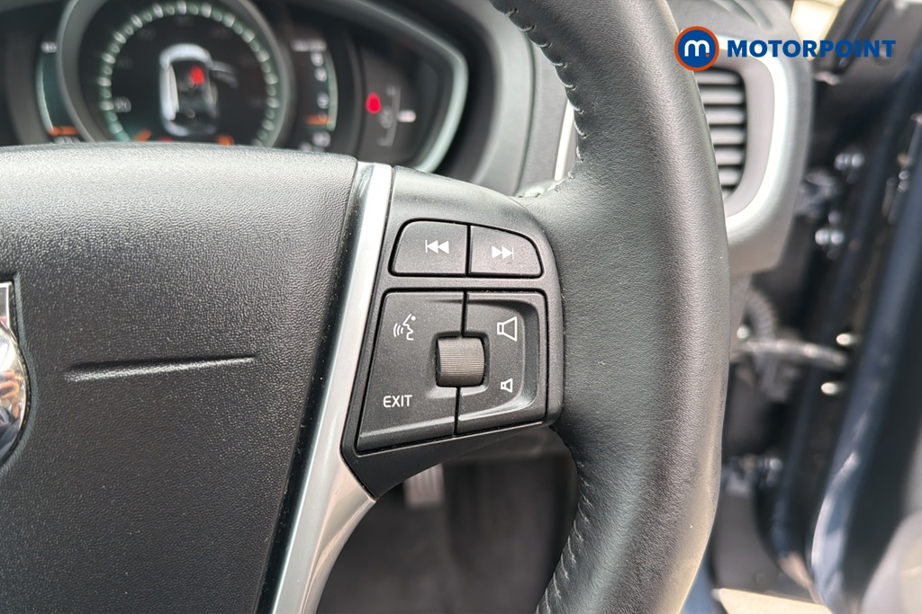 Volvo V40 Inscription Manual Petrol Hatchback - Stock Number (1647616) - 3rd supplementary image