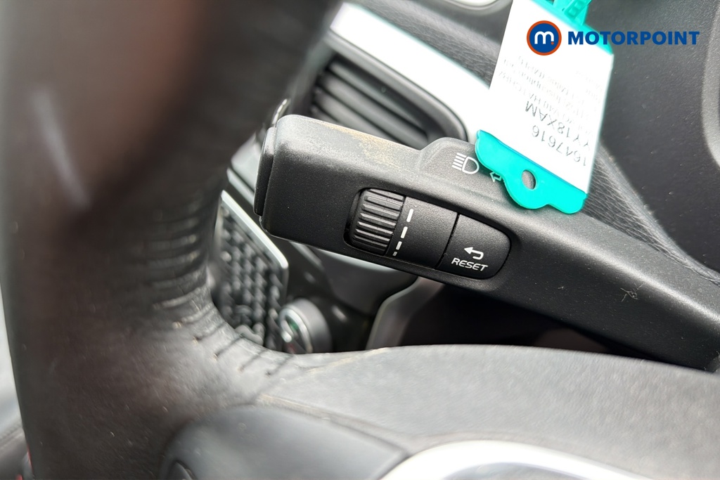 Volvo V40 Inscription Manual Petrol Hatchback - Stock Number (1647616) - 5th supplementary image