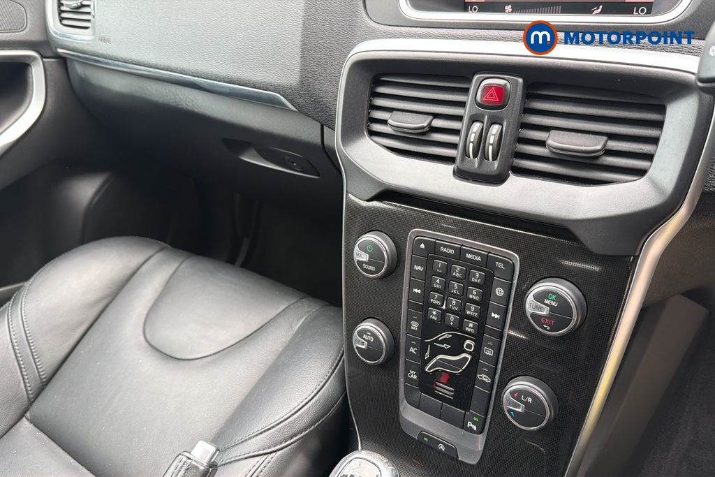 Volvo V40 Inscription Manual Petrol Hatchback - Stock Number (1647616) - 12th supplementary image