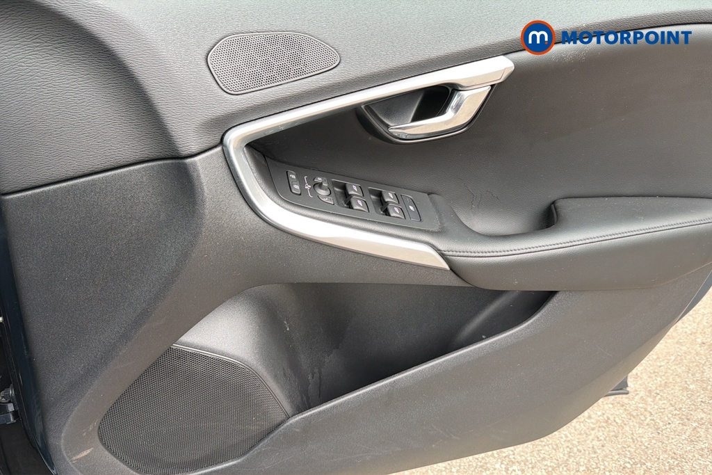 Volvo V40 Inscription Manual Petrol Hatchback - Stock Number (1647616) - 18th supplementary image
