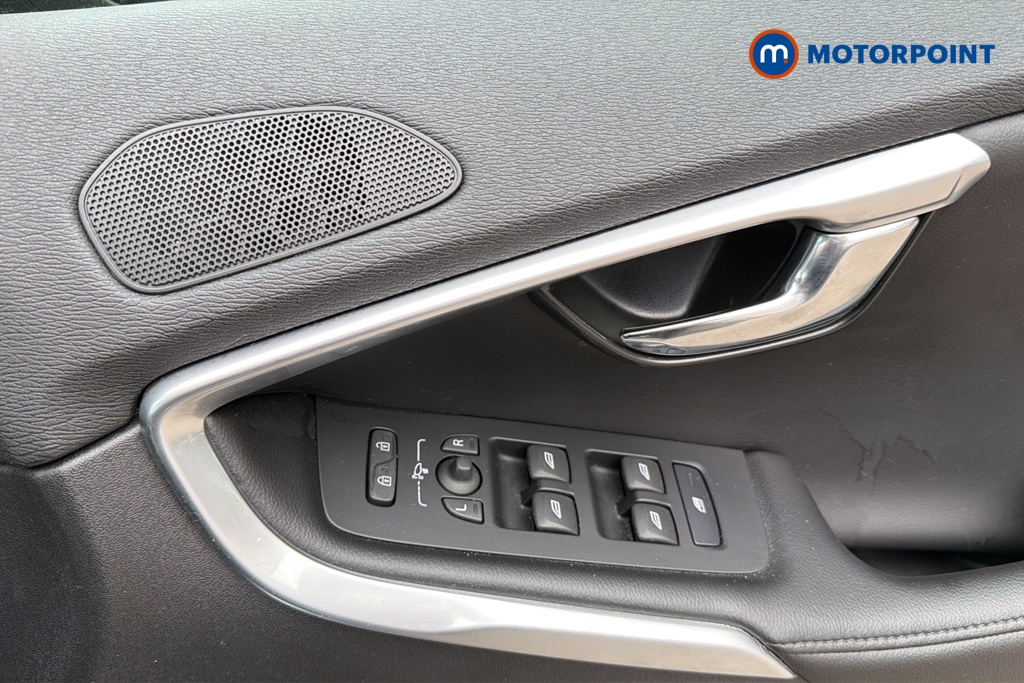 Volvo V40 Inscription Manual Petrol Hatchback - Stock Number (1647616) - 19th supplementary image