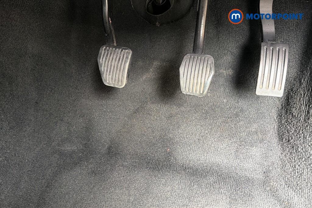 Volvo V40 Inscription Manual Petrol Hatchback - Stock Number (1647616) - 24th supplementary image