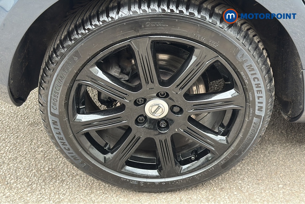 Volvo V40 Inscription Manual Petrol Hatchback - Stock Number (1647616) - 46th supplementary image