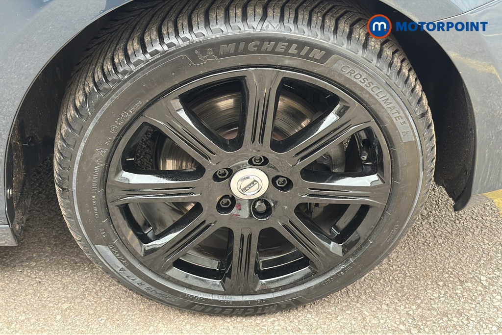 Volvo V40 Inscription Manual Petrol Hatchback - Stock Number (1647616) - 47th supplementary image