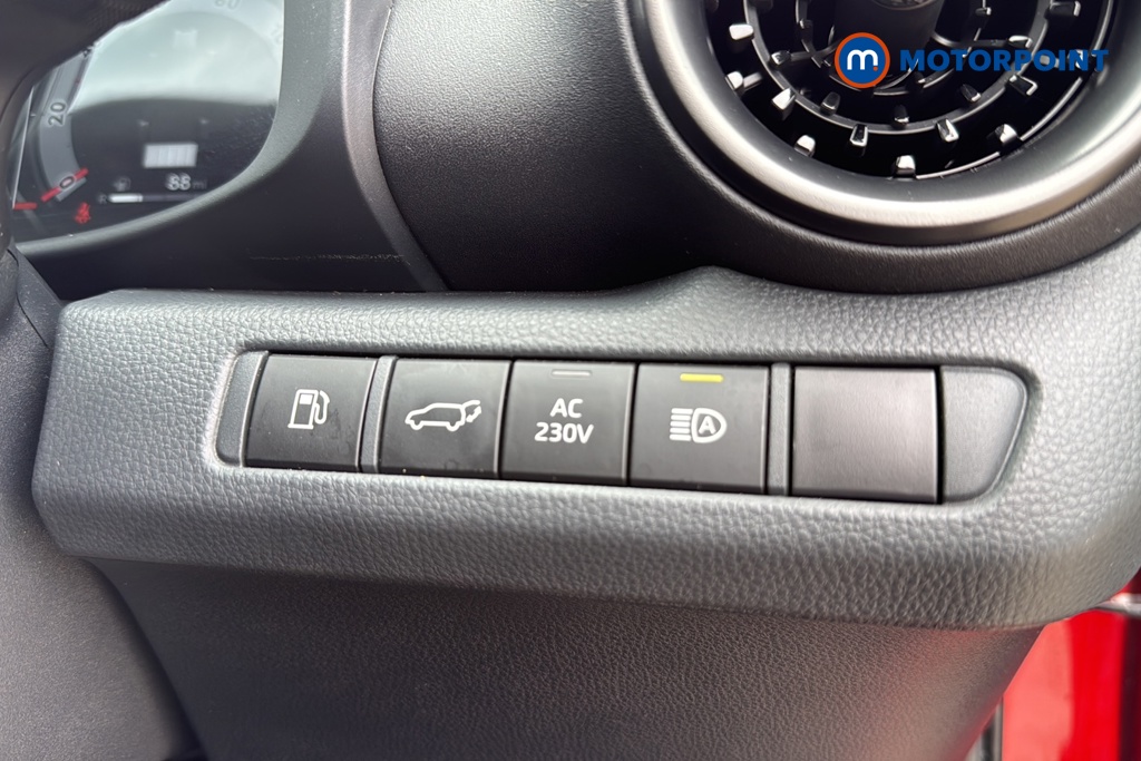 Toyota C-Hr Excel Automatic Petrol Plug-In Hybrid SUV - Stock Number (1647658) - 11th supplementary image