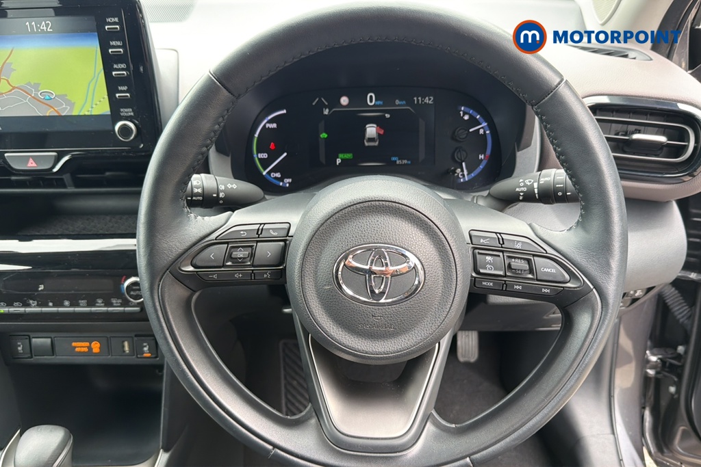 Toyota Yaris Cross Excel Automatic Petrol-Electric Hybrid Estate - Stock Number (1648220) - 2nd supplementary image