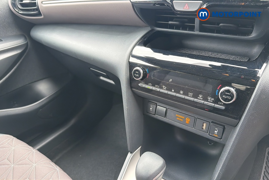 Toyota Yaris Cross Excel Automatic Petrol-Electric Hybrid Estate - Stock Number (1648220) - 12th supplementary image
