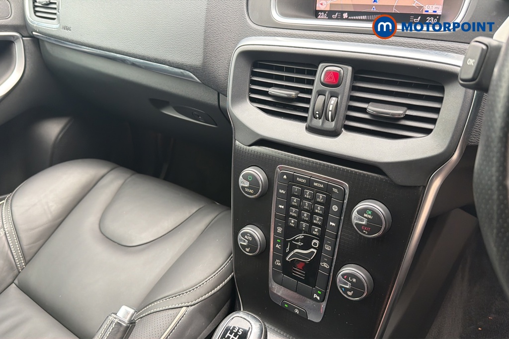 Volvo V40 R Design Edition Manual Petrol Hatchback - Stock Number (1648240) - 12th supplementary image