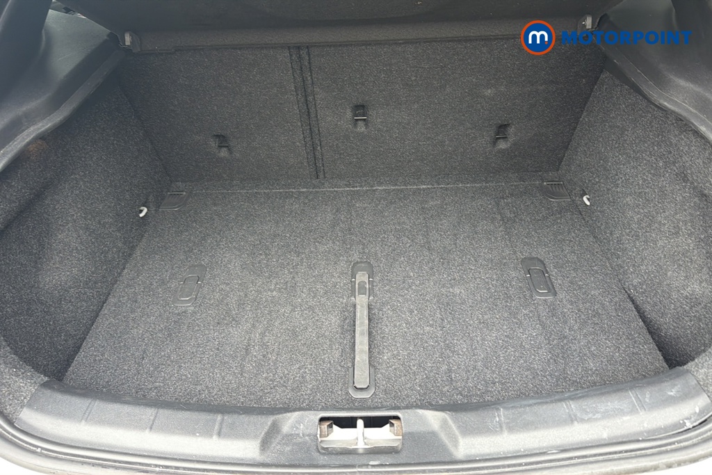 Volvo V40 R Design Edition Manual Petrol Hatchback - Stock Number (1648240) - 30th supplementary image