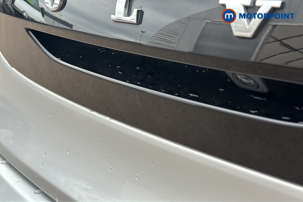 Volvo V40 R Design Edition Manual Petrol Hatchback - Stock Number (1648240) - 37th supplementary image