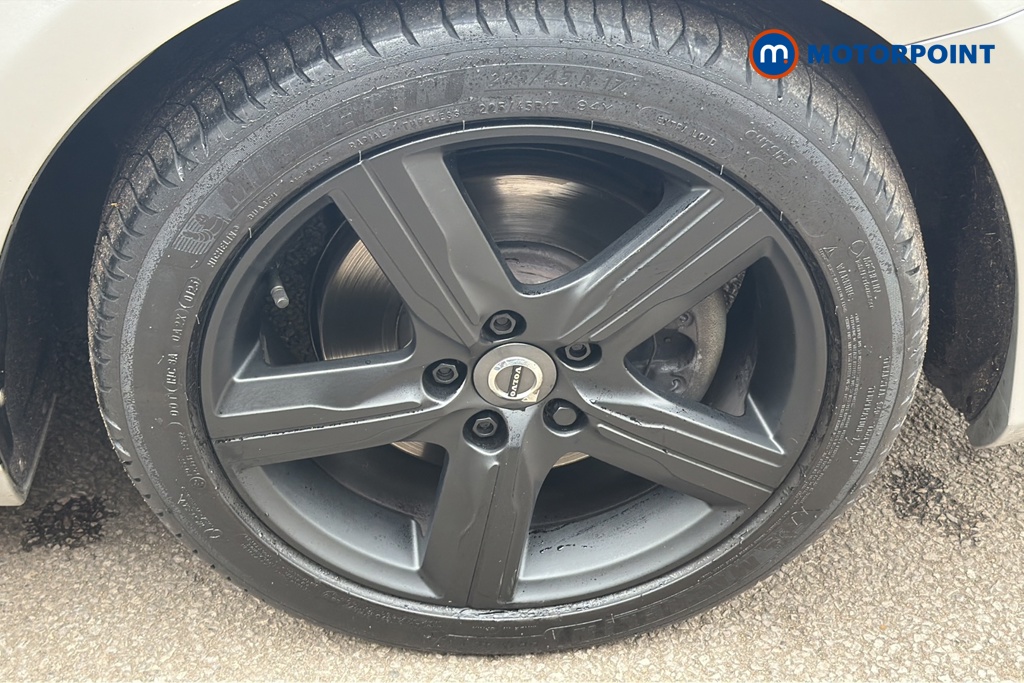 Volvo V40 R Design Edition Manual Petrol Hatchback - Stock Number (1648240) - 47th supplementary image