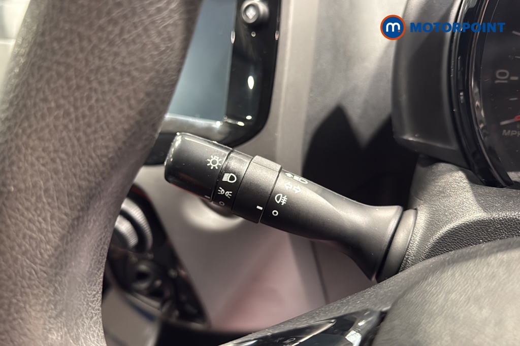 Peugeot 108 Active Manual Petrol Hatchback - Stock Number (1648461) - 5th supplementary image