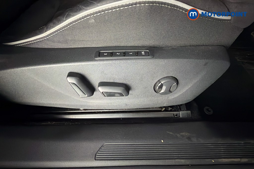 Skoda Enyaq 80 Sportline Plus Automatic Electric SUV - Stock Number (1648584) - 25th supplementary image