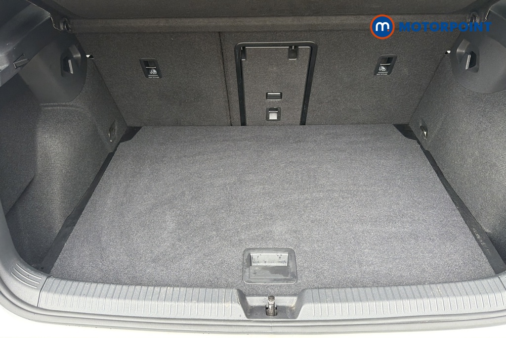 Volkswagen Golf Black Edition Manual Petrol Hatchback - Stock Number (1648835) - 30th supplementary image