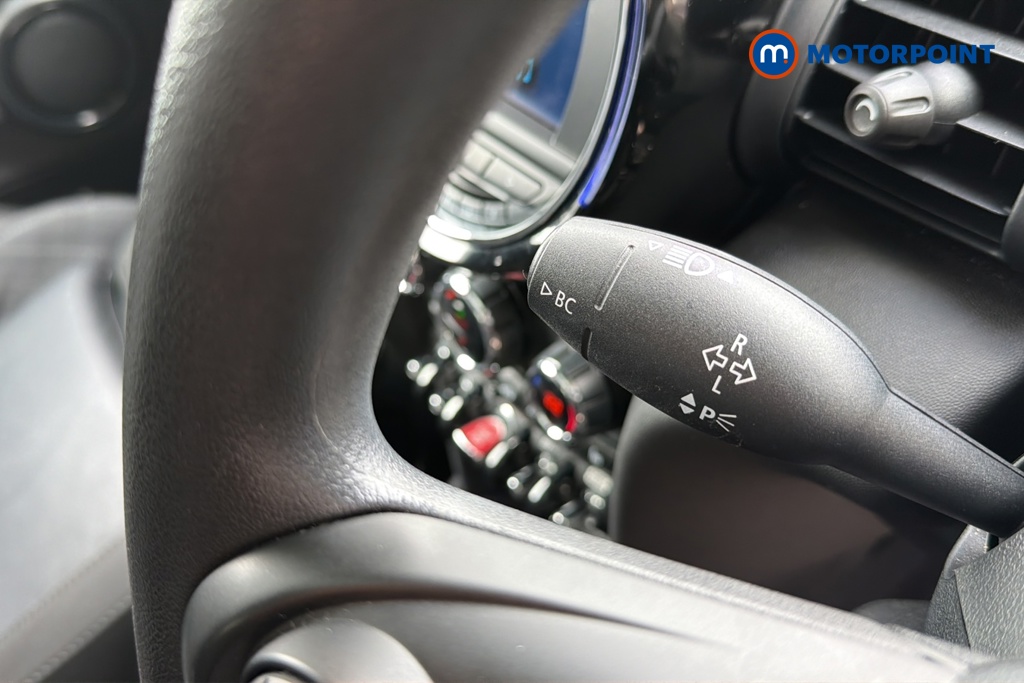 Mini Hatchback Cooper Classic Automatic Petrol Hatchback - Stock Number (1648911) - 5th supplementary image