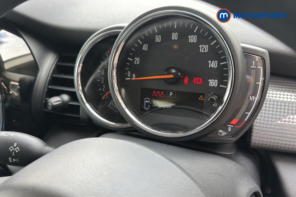 Mini Hatchback Cooper Classic Automatic Petrol Hatchback - Stock Number (1648911) - 7th supplementary image