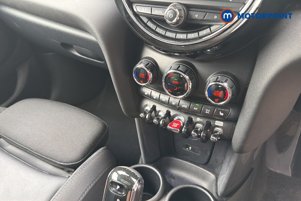 Mini Hatchback Cooper Classic Automatic Petrol Hatchback - Stock Number (1648911) - 12th supplementary image