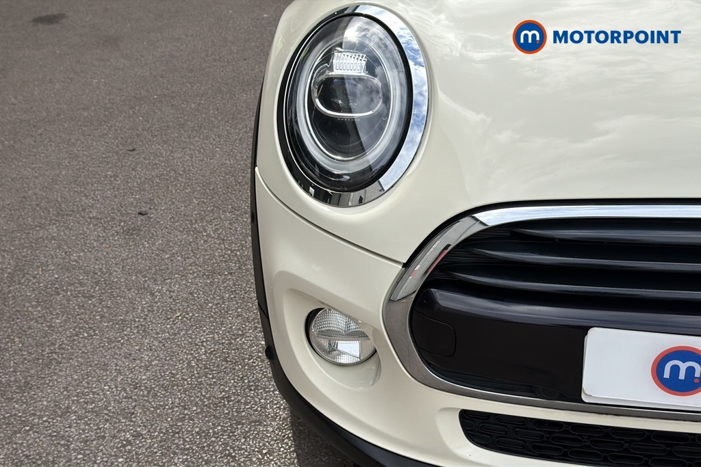 Mini Hatchback Cooper Classic Automatic Petrol Hatchback - Stock Number (1648911) - 38th supplementary image