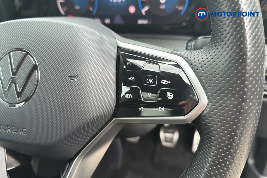 Volkswagen Golf R-Line Manual Petrol Hatchback - Stock Number (1649445) - 3rd supplementary image