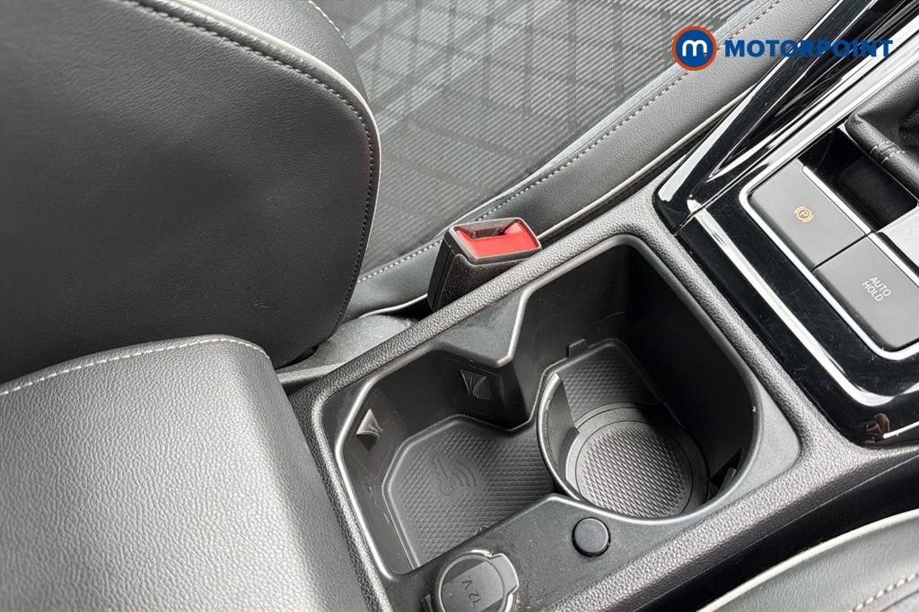 Volkswagen Golf R-Line Manual Petrol Hatchback - Stock Number (1649445) - 16th supplementary image