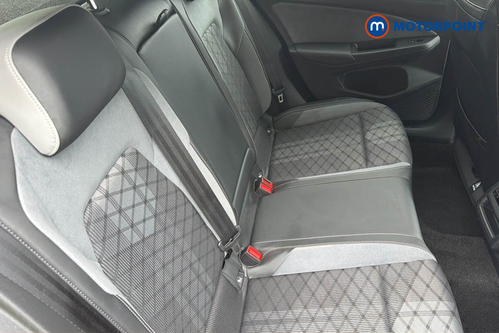 Volkswagen Golf R-Line Manual Petrol Hatchback - Stock Number (1649445) - 25th supplementary image