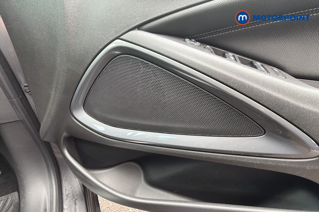 Vauxhall Crossland Elite Edition Automatic Petrol SUV - Stock Number (1601362) - 21st supplementary image