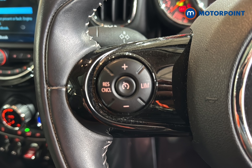 Mini Countryman Cooper Exclusive Manual Petrol SUV - Stock Number (1630088) - 4th supplementary image