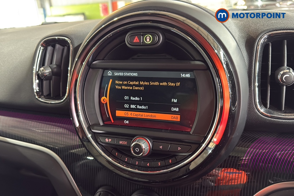 Mini Countryman Cooper Exclusive Manual Petrol SUV - Stock Number (1630088) - 8th supplementary image