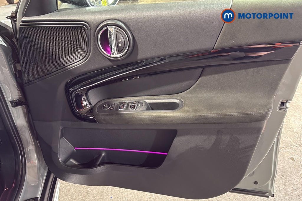 Mini Countryman Cooper Exclusive Manual Petrol SUV - Stock Number (1630088) - 18th supplementary image
