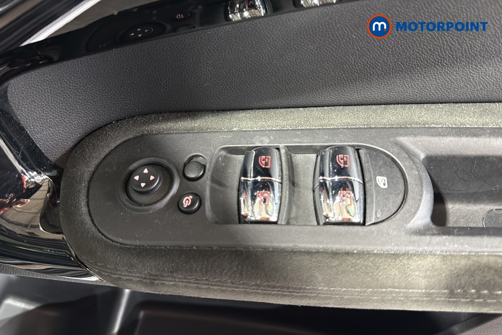 Mini Countryman Cooper Exclusive Manual Petrol SUV - Stock Number (1630088) - 19th supplementary image