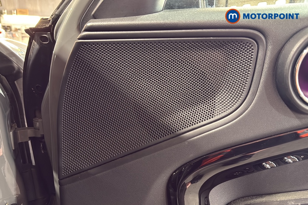 Mini Countryman Cooper Exclusive Manual Petrol SUV - Stock Number (1630088) - 21st supplementary image