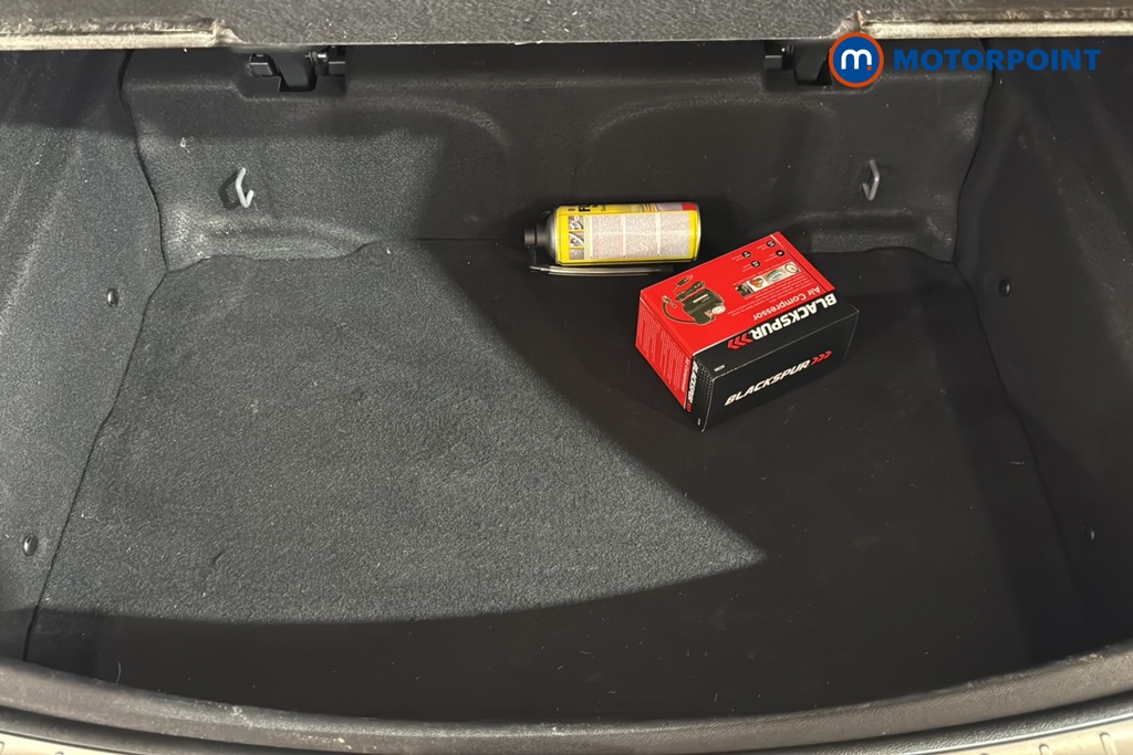 Mini Countryman Cooper Exclusive Manual Petrol SUV - Stock Number (1630088) - 33rd supplementary image