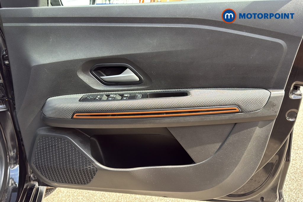 Dacia Sandero Stepway Journey Manual Petrol Hatchback - Stock Number (1631389) - 18th supplementary image