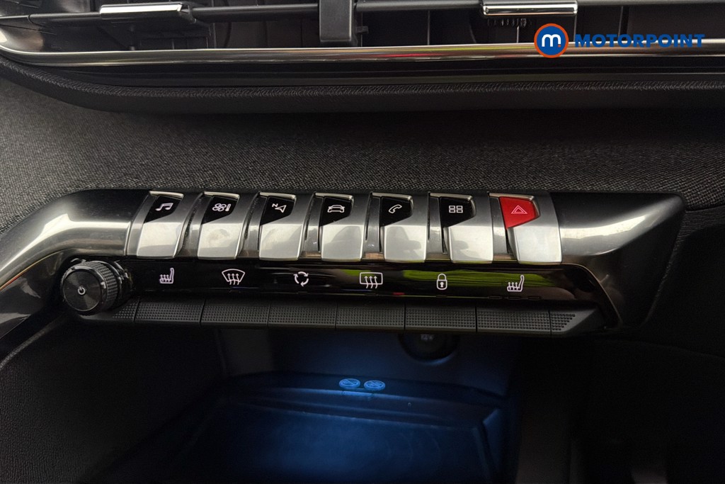Peugeot 3008 Gt Line Premium Manual Petrol SUV - Stock Number (1635276) - 12th supplementary image