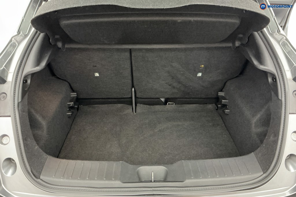Nissan Juke N-Connecta Manual Petrol SUV - Stock Number (1635845) - 3rd supplementary image