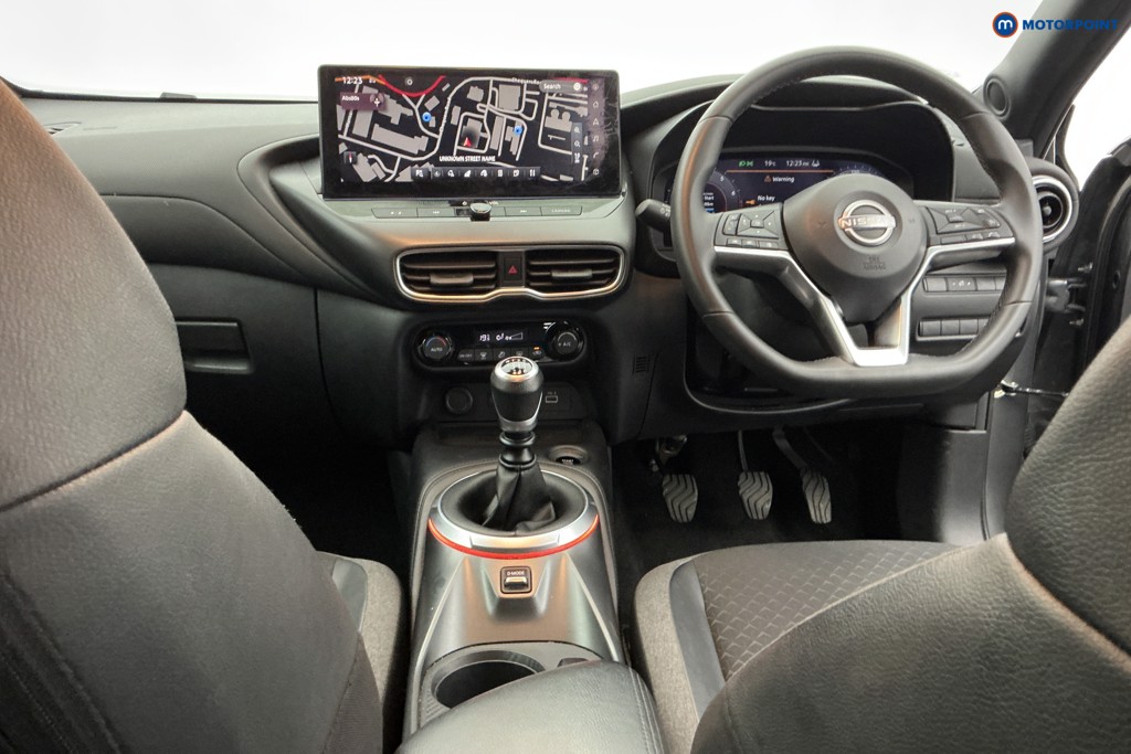 Nissan Juke N-Connecta Manual Petrol SUV - Stock Number (1635845) - 12th supplementary image